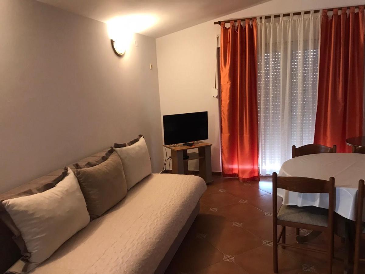 Guesthouse Mb Knezevic Budva Exterior photo